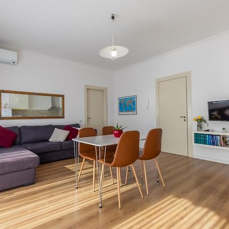 New Apartament Apartment Tirana Bagian luar foto